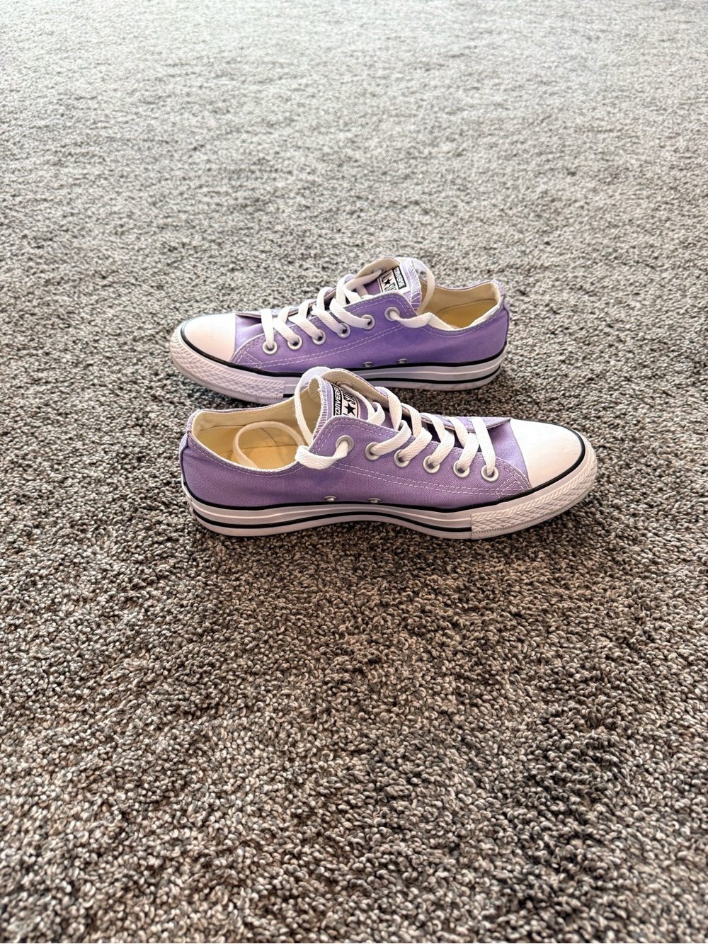 Converse Lavender Low Top Sneakers with White Accents 6M/8W - Picture 3 of 4